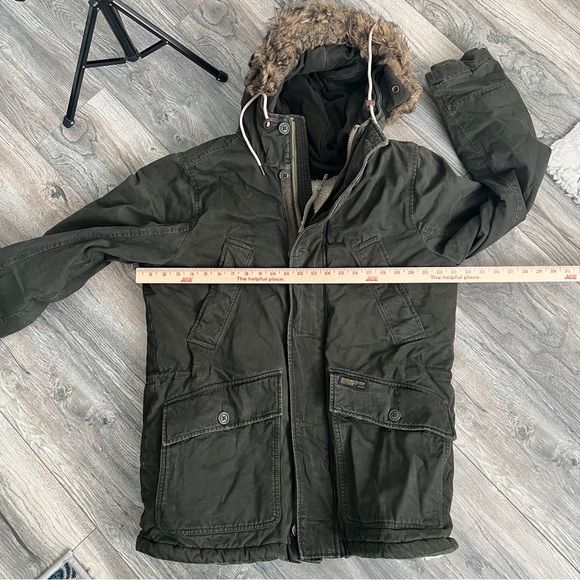 ABERCROMBIE & FITCH Women’s Olive Green Sherpa Lined Parka Winter Coat Size M - Picture 15 of 16